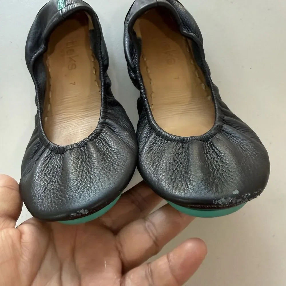 Tieks By Gravieli Matte Black Leather Comfort Shoes Sz 7 Classic Quite Luxury